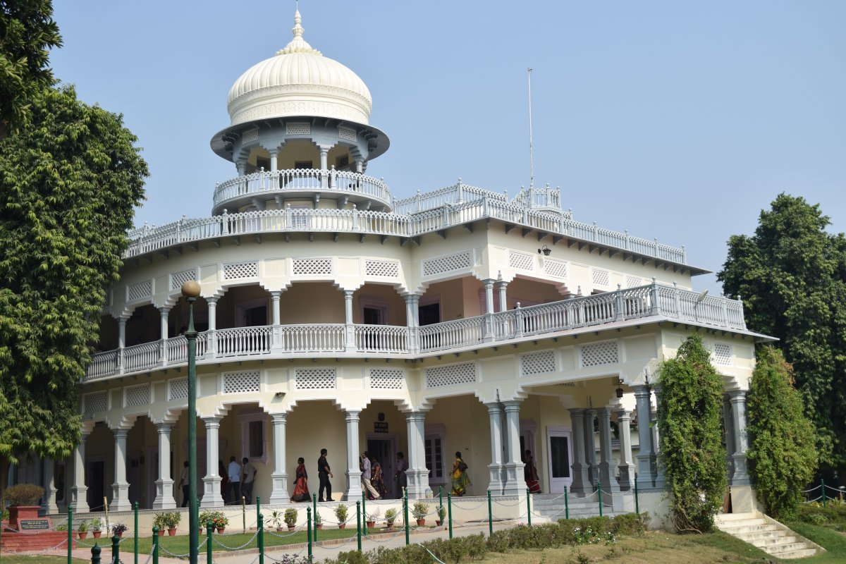 Anand Bhavan and Akshayavat Heritage Prayagraj